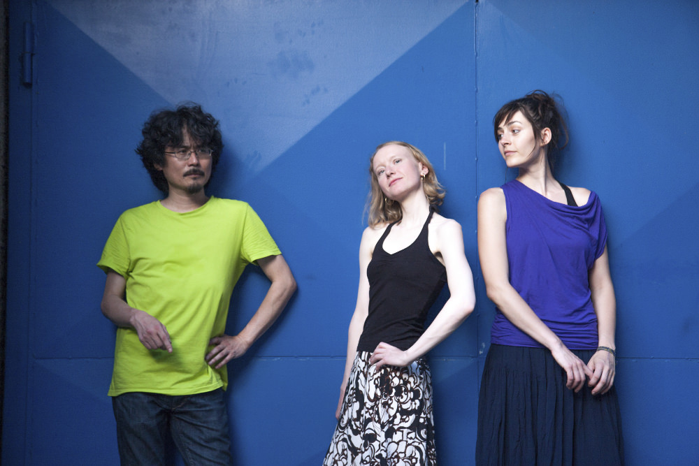 Esther Schwarzrock Trio blau
